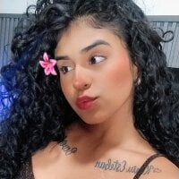 Anabackerr avatar image in vrcamshot.com