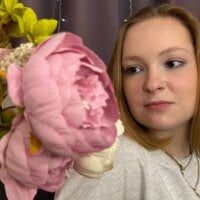 Elizabeth_Walson avatar image in vrcamshot.com