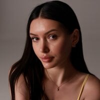 MilaSecrett avatar image in vrcamshot.com