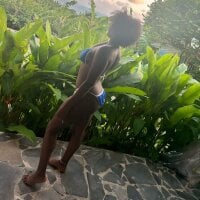 ebony_fantasy2 avatar image in vrcamshot.com