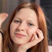 FayeLewis avatar image in vrcamshot.com