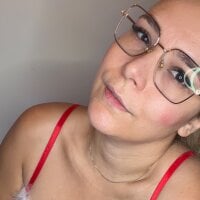 EmyLana avatar image in vrcamshot.com