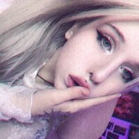 Avatar picture of FrostLuna profile