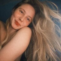 Avatar picture of HolyBabyDoll profile