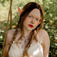 NicoleFlloret avatar image in vrcamshot.com