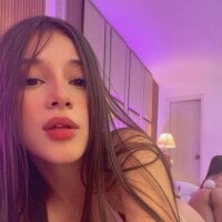 Avatar picture of EvaLuxxe profile