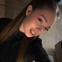 Avatar picture of Tessa_Sunn profile