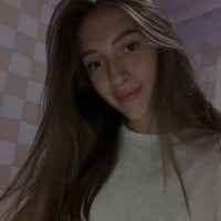 Avatar picture of SweetVikki profile