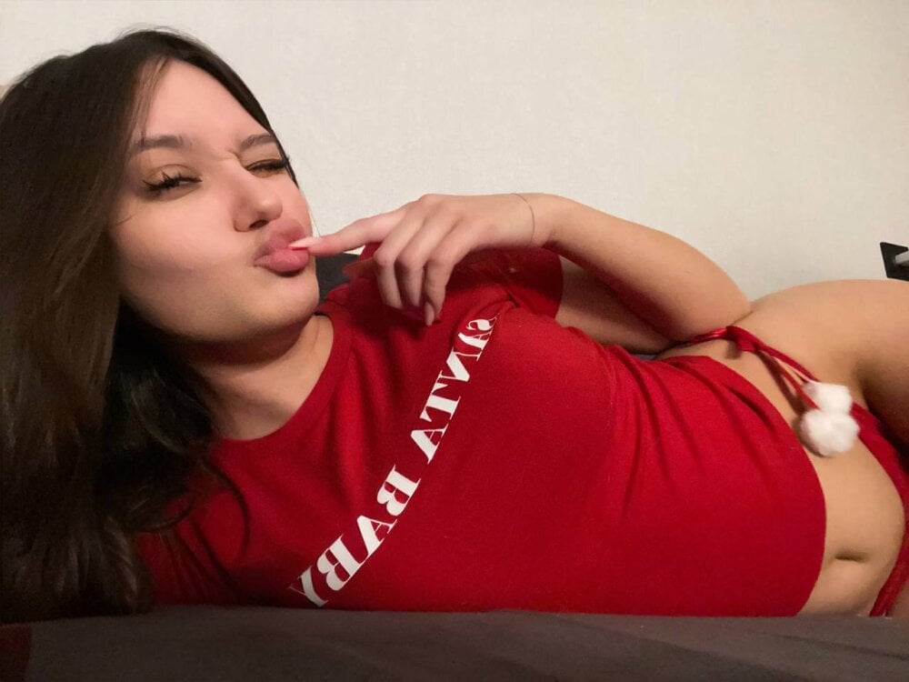 Beautiful Mary_Honey camgirl in vrcamshot.com