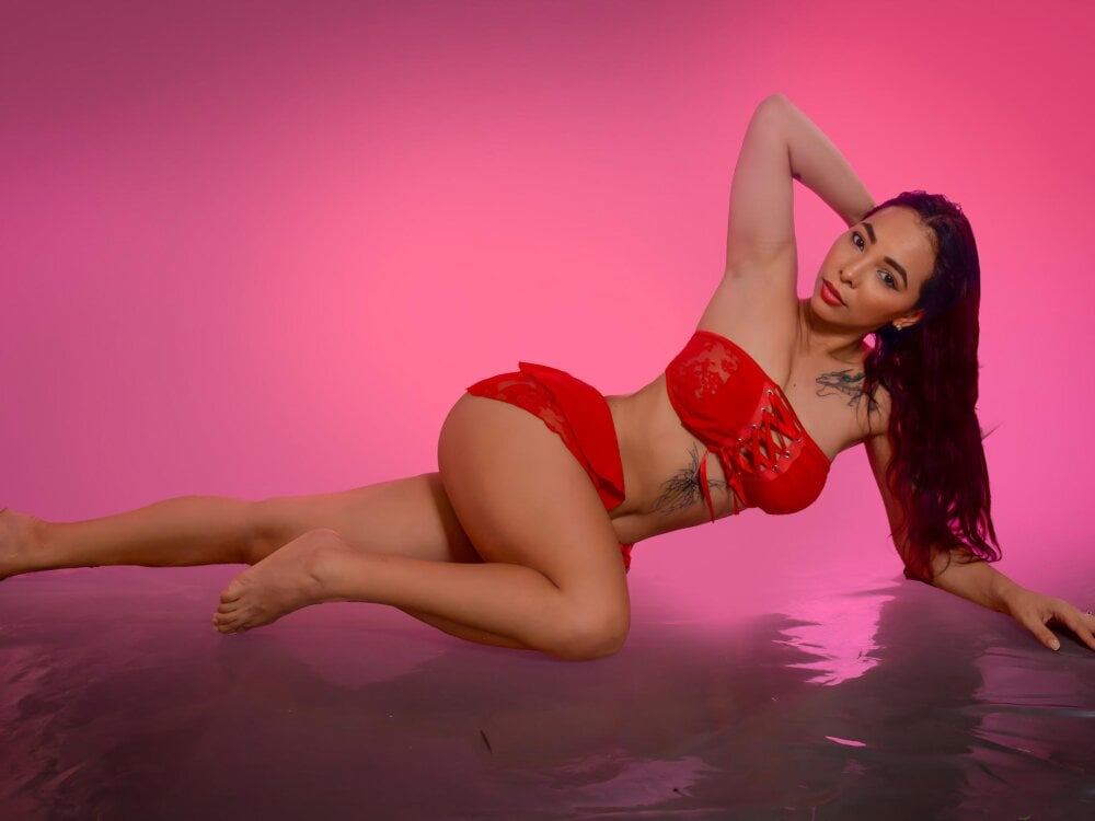 Beautiful celeste_jhons camgirl in vrcamshot.com