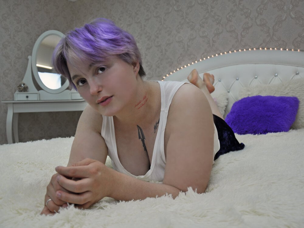 Beautiful Angele_Jacson camgirl in vrcamshot.com