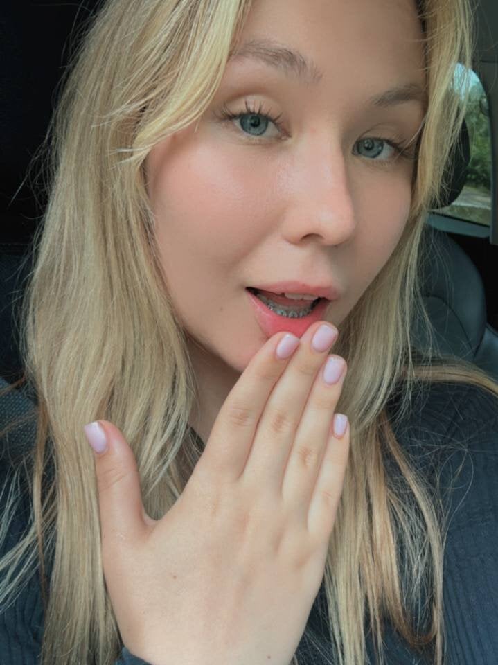 Beautiful Shiny_Eva camgirl in vrcamshot.com