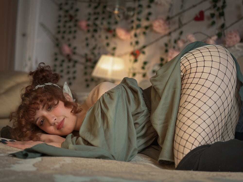 Beautiful judith_watson camgirl in vrcamshot.com