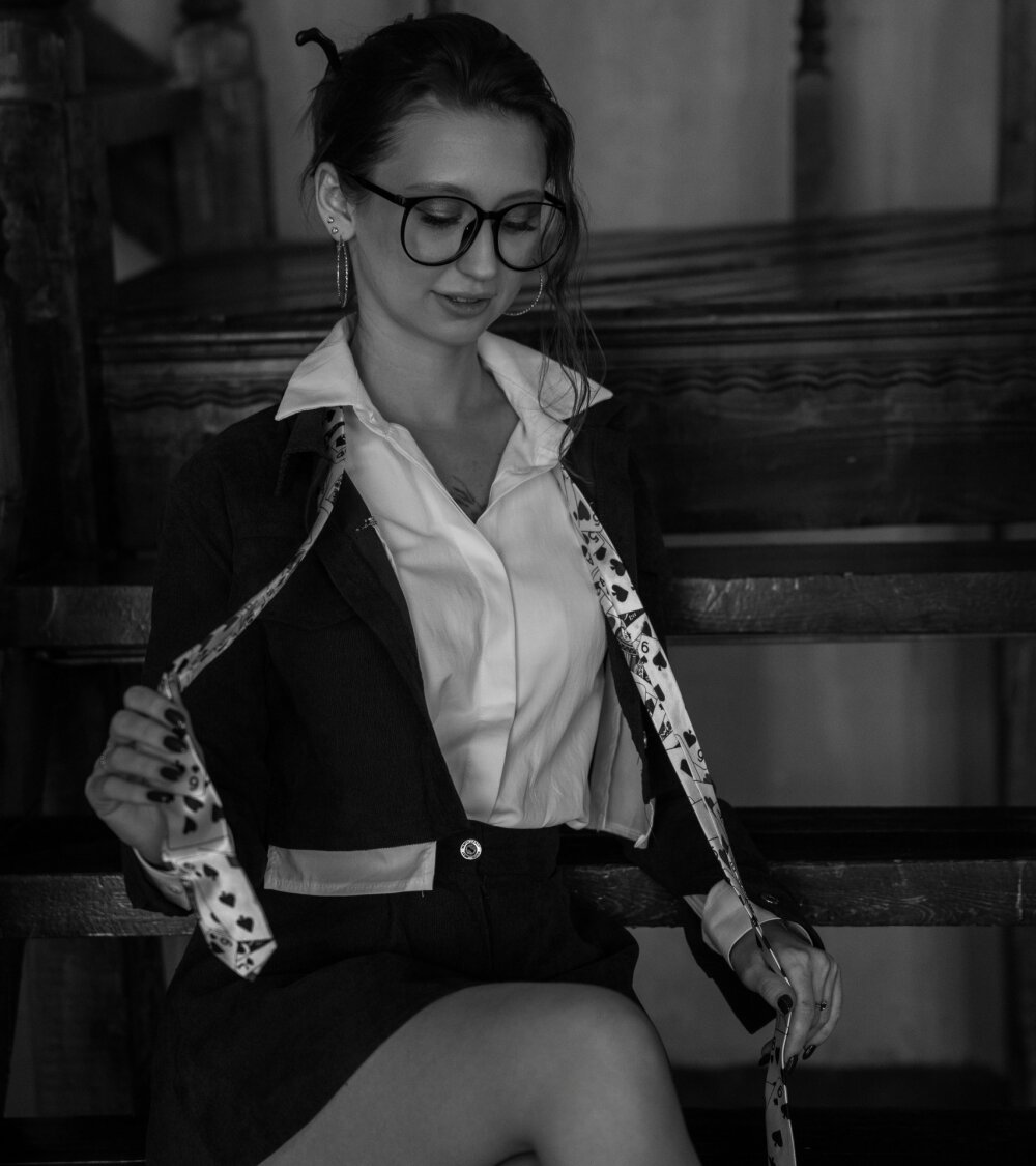 Beautiful YourLovellyStory camgirl in vrcamshot.com