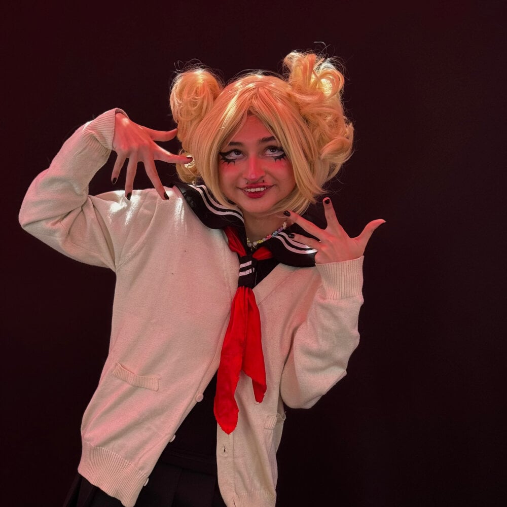 Beautiful AbbyDoll_OwO camgirl in vrcamshot.com