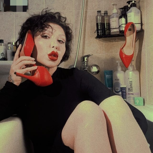 Beautiful Agata_Poison camgirl in vrcamshot.com