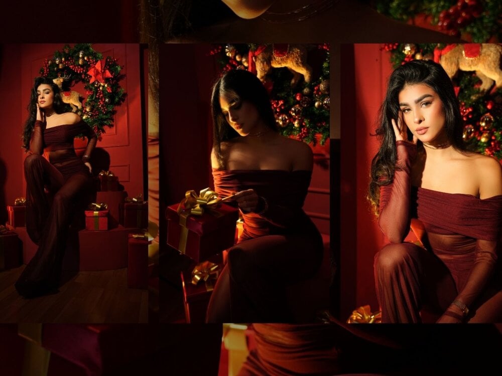 Beautiful Antonellaparis_ camgirl in vrcamshot.com