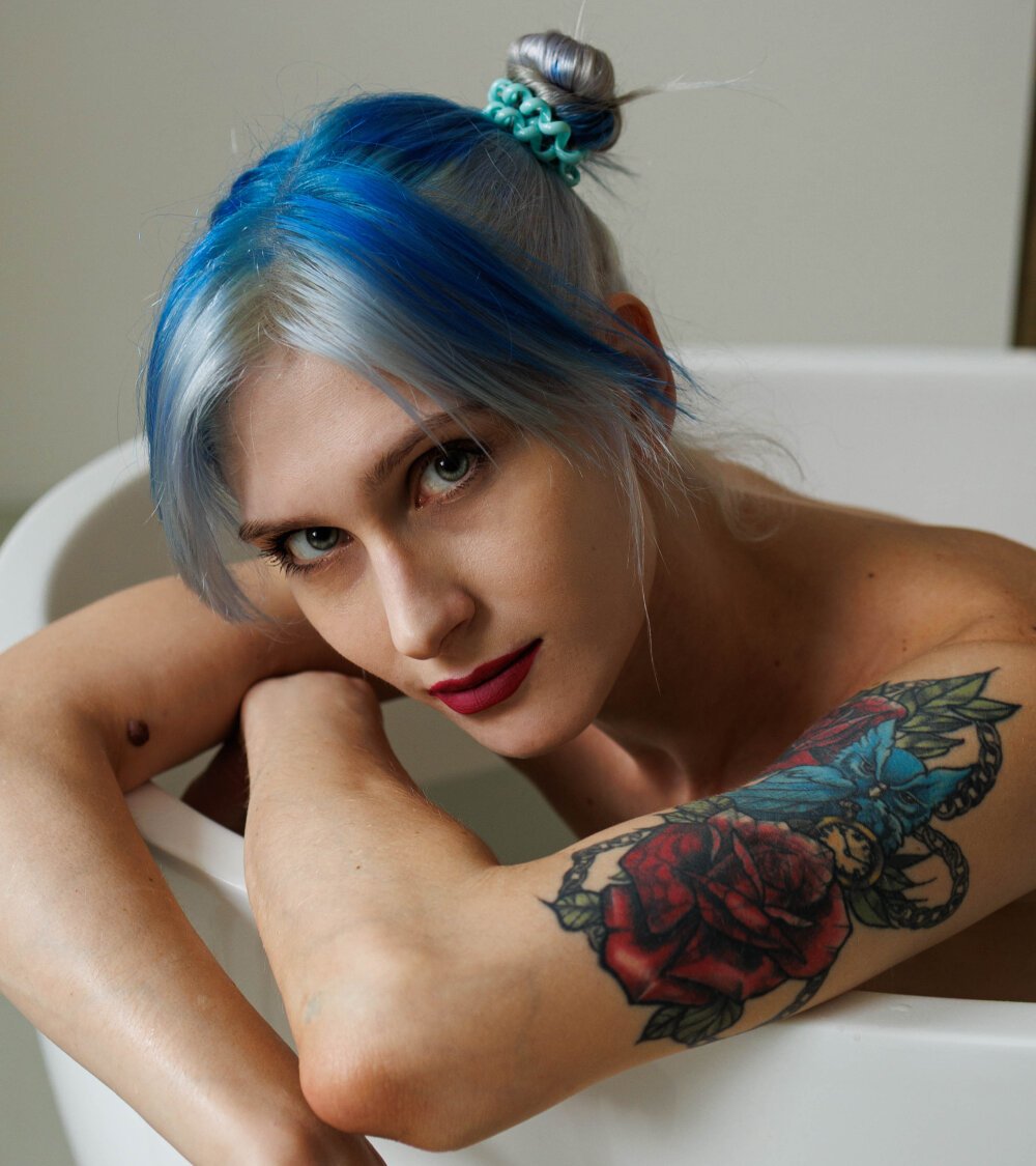 Beautiful CassandraStarr camgirl in vrcamshot.com