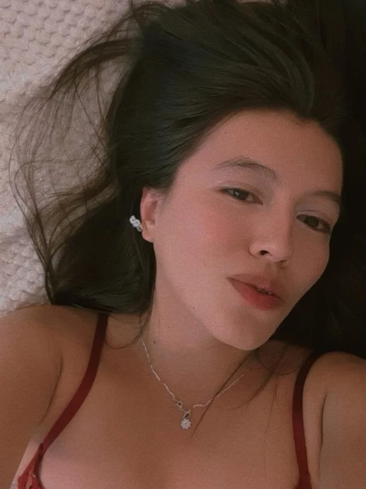Beautiful Gabriella_gh camgirl in vrcamshot.com