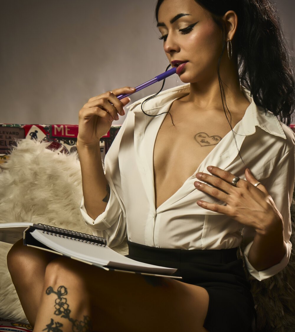 Beautiful Cameron_naughty camgirl in vrcamshot.com