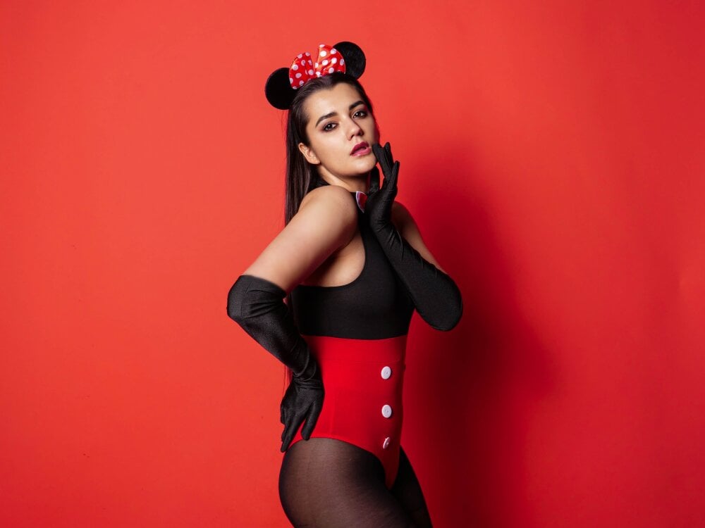 Beautiful mintydaze camgirl in vrcamshot.com