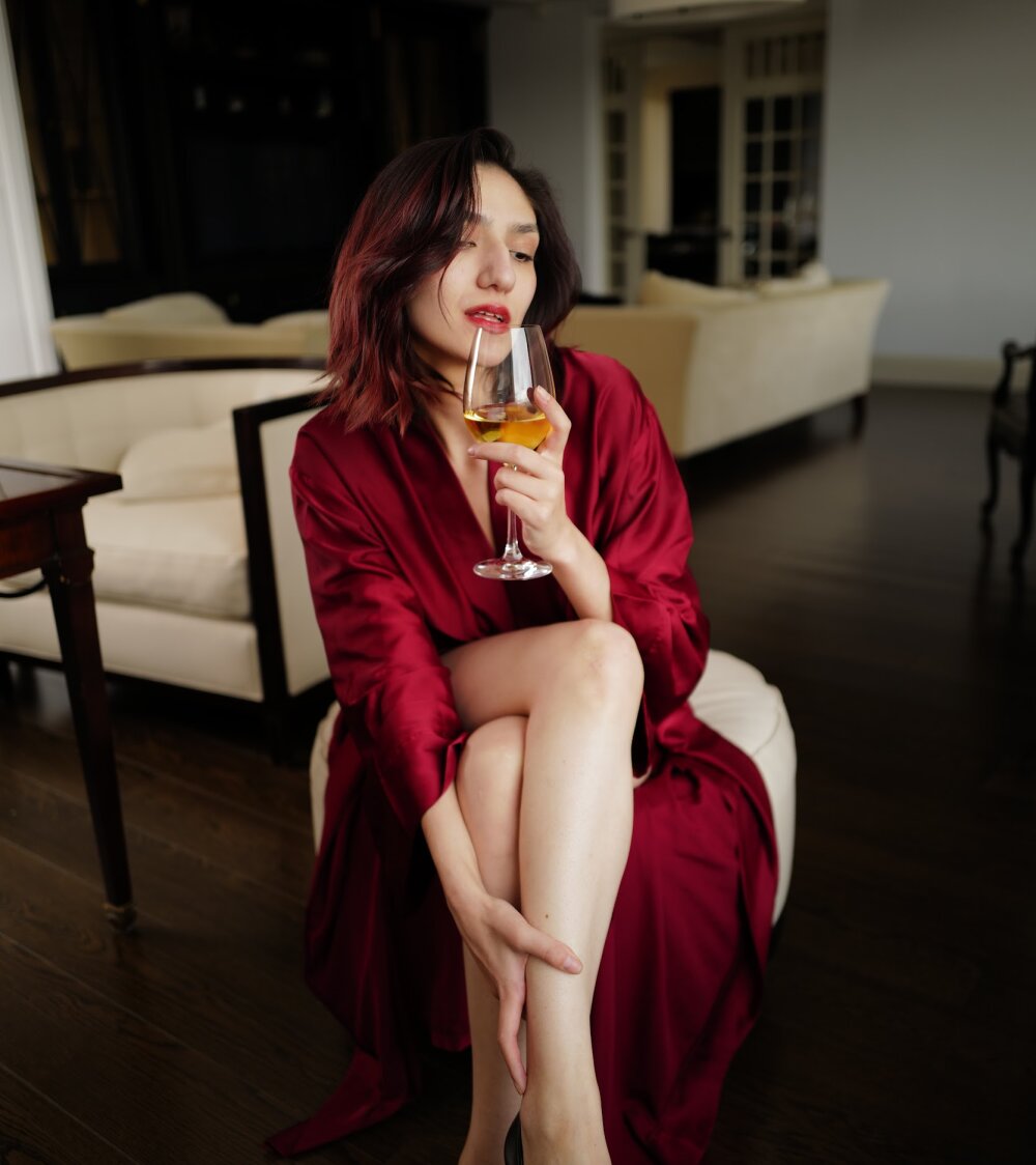 Beautiful Roxa_Lana camgirl in vrcamshot.com