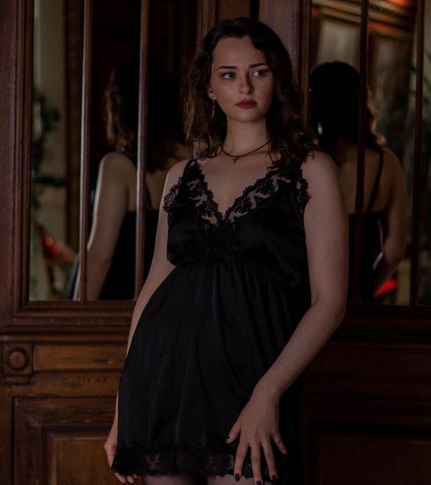 Beautiful Camilla_Rowen camgirl in vrcamshot.com