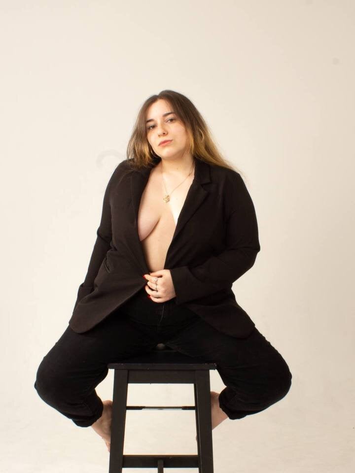 Beautiful Miley_Fancy camgirl in vrcamshot.com