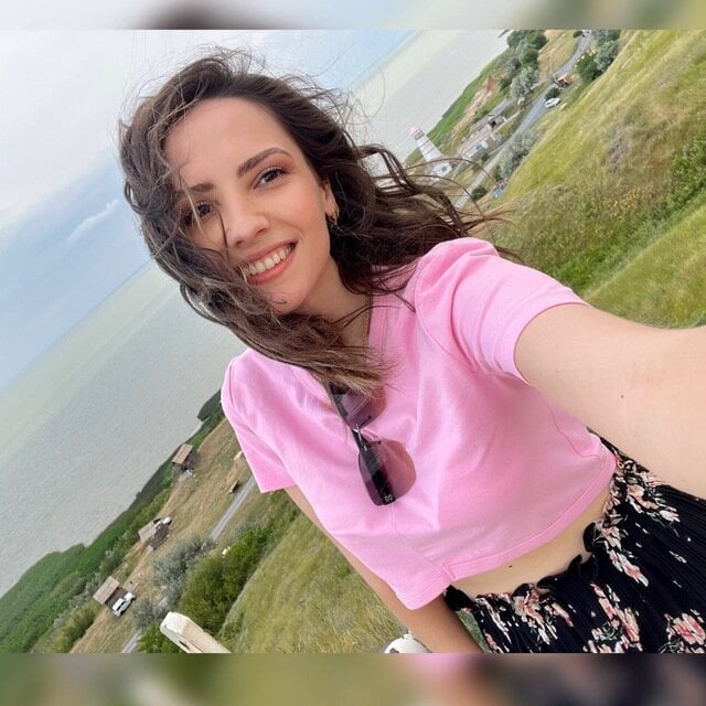 Beautiful amelia_meili camgirl in vrcamshot.com