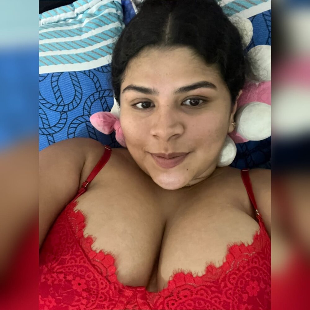 Beautiful kiara0_jhons2 camgirl in vrcamshot.com
