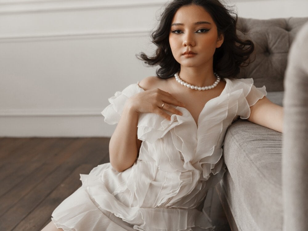 Beautiful ElliVensda camgirl in vrcamshot.com