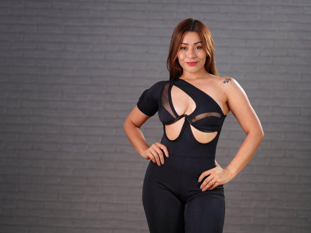 Beautiful DahliaLux camgirl in vrcamshot.com