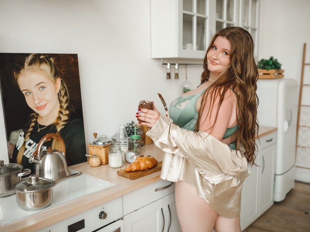 Beautiful Adele_sugar camgirl in vrcamshot.com