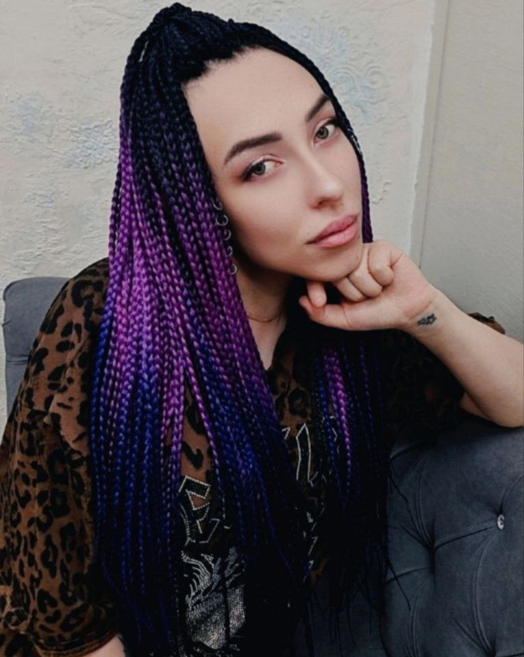 Beautiful SindyWild camgirl in vrcamshot.com