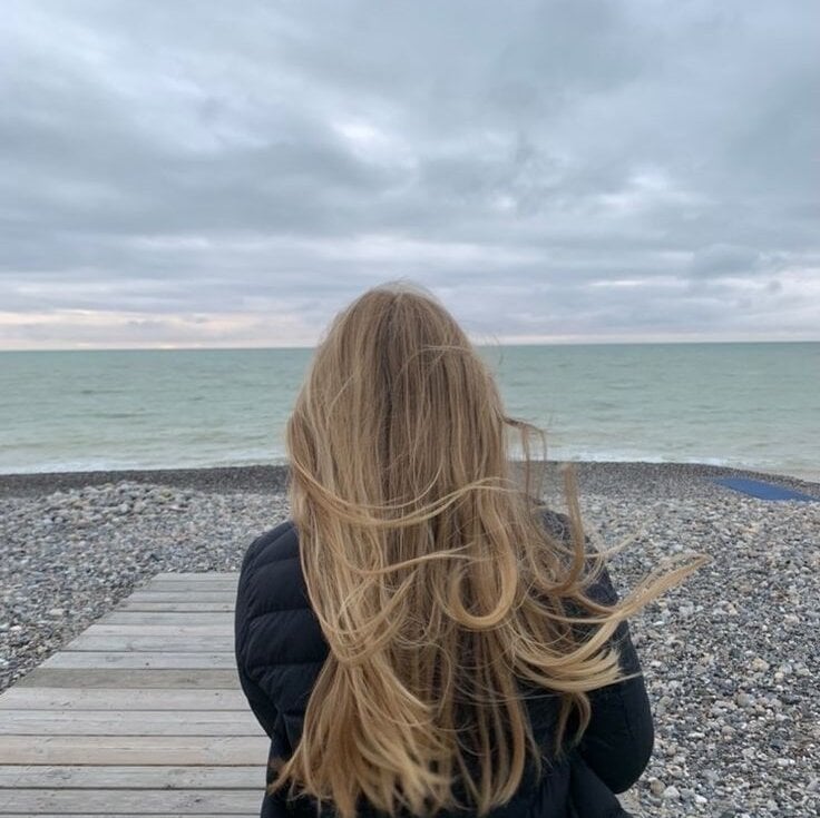 Beautiful Awawrin camgirl in vrcamshot.com