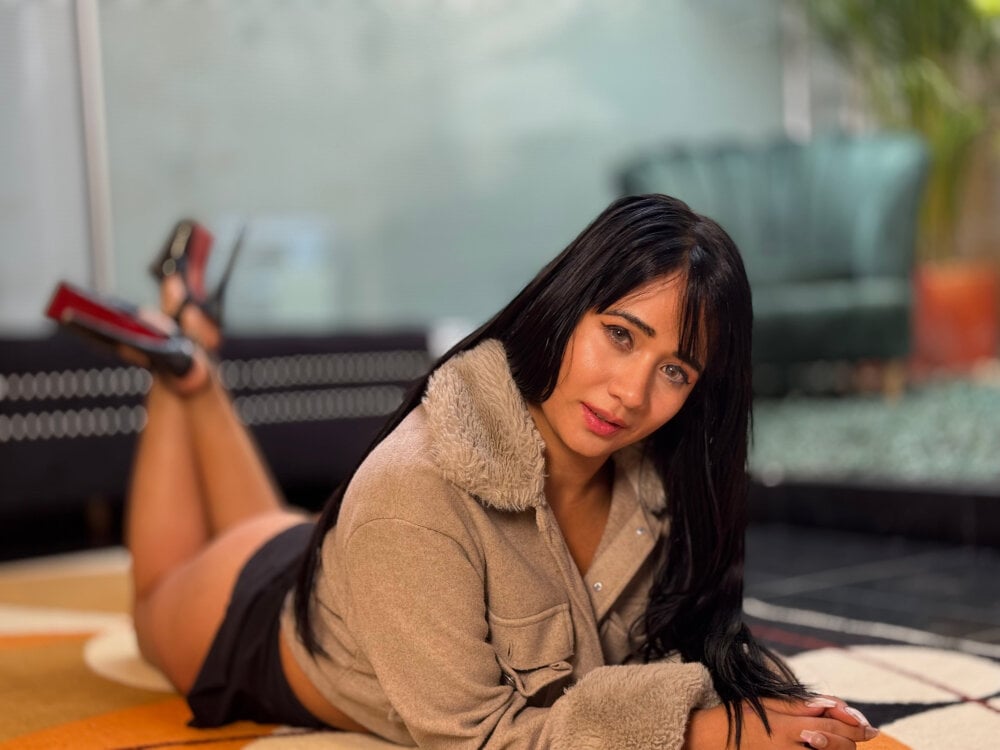 Beautiful ScarlettParker camgirl in vrcamshot.com