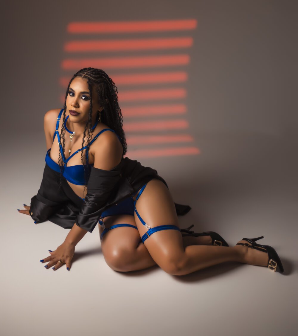 Beautiful shaidyscott camgirl in vrcamshot.com
