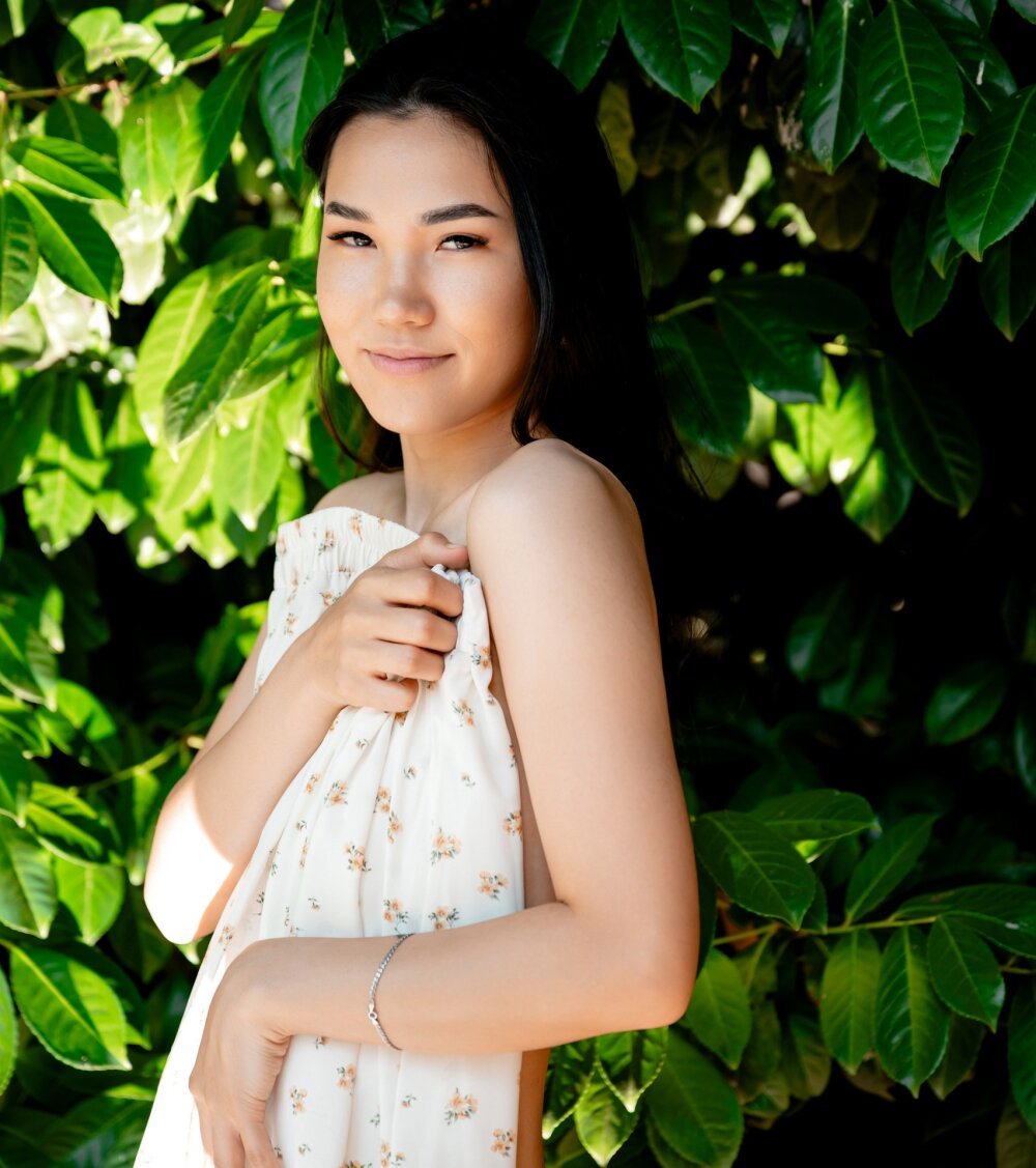 Beautiful Divine_Madeleine camgirl in vrcamshot.com