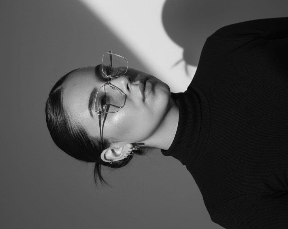 Beautiful Izzy_bellx camgirl in vrcamshot.com