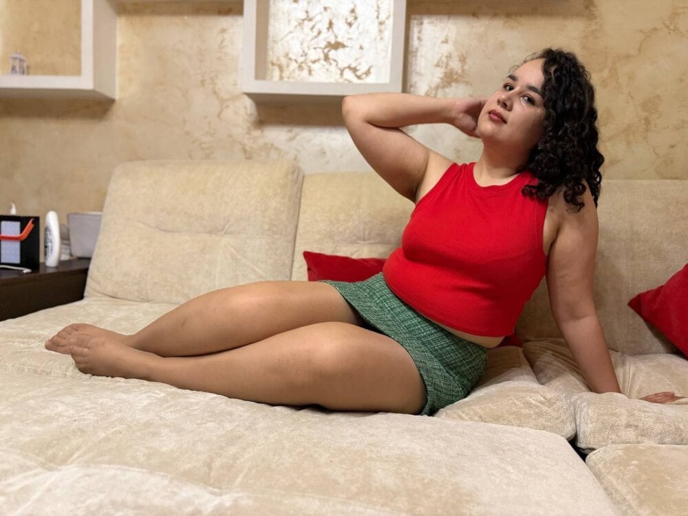 Beautiful Christina_Bronks camgirl in vrcamshot.com