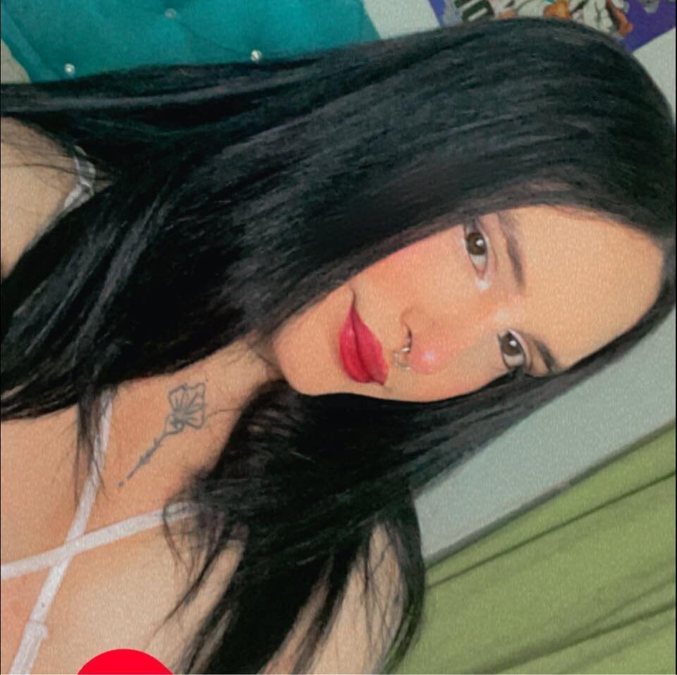 Beautiful samy_foox camgirl in vrcamshot.com