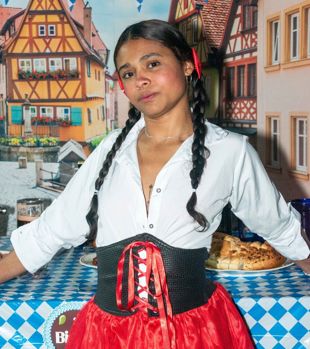 Beautiful Kristall_06 camgirl in vrcamshot.com