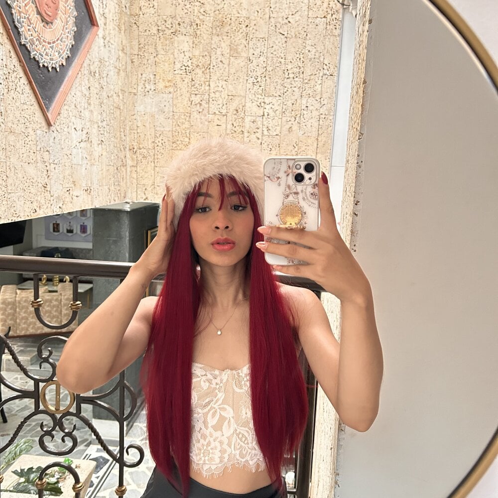 Beautiful simpson_alice camgirl in vrcamshot.com