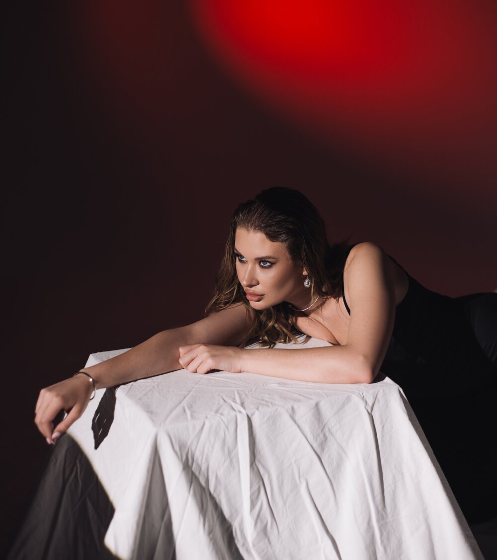 Beautiful IceBeauty camgirl in vrcamshot.com