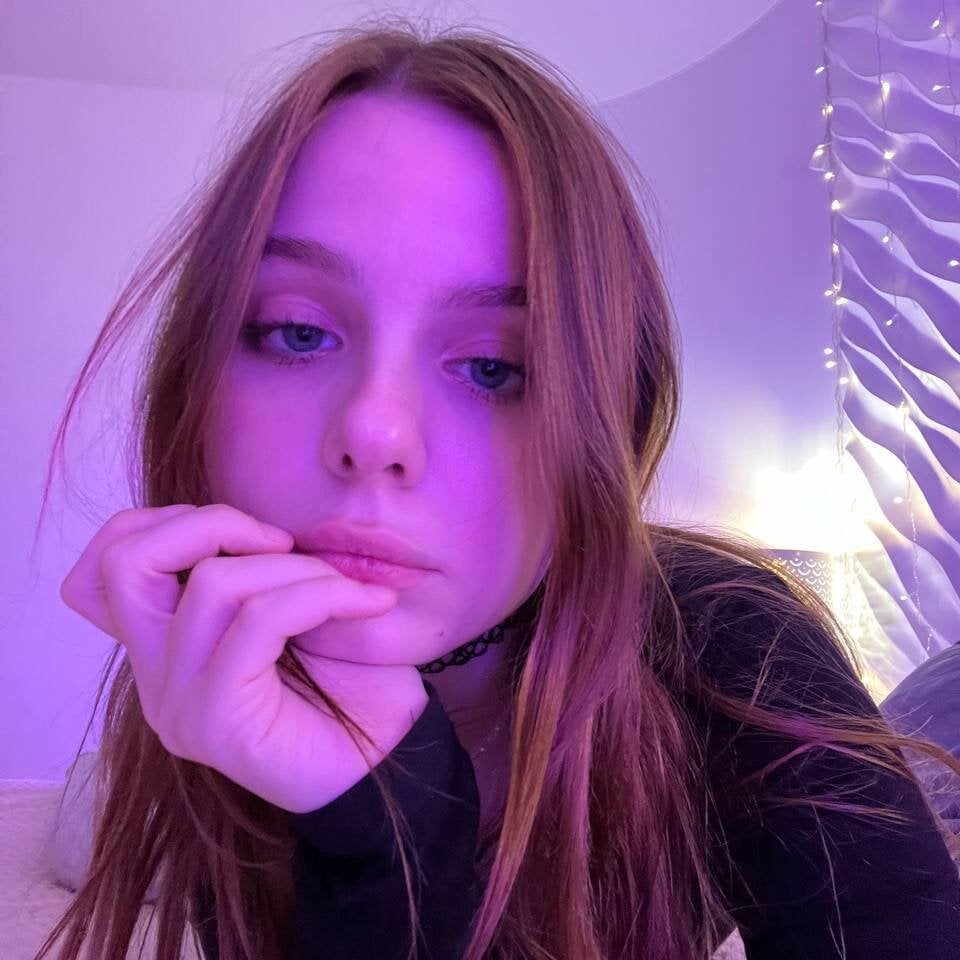 Beautiful Lu__Lane camgirl in vrcamshot.com