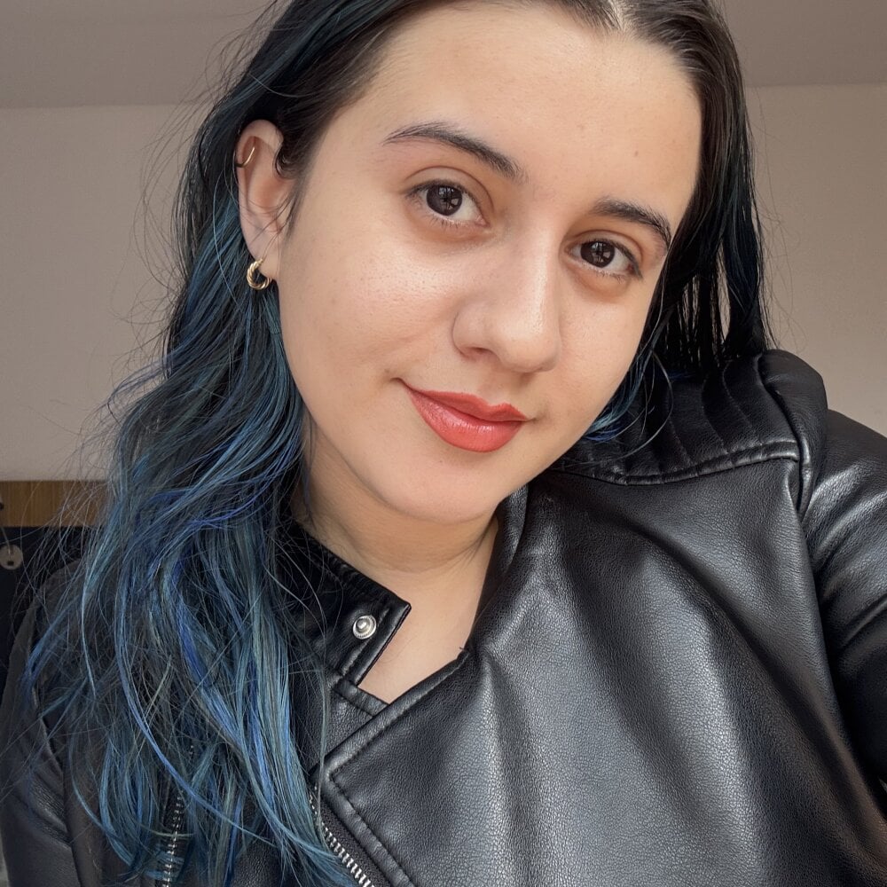 Beautiful Lana_Herondale camgirl in vrcamshot.com