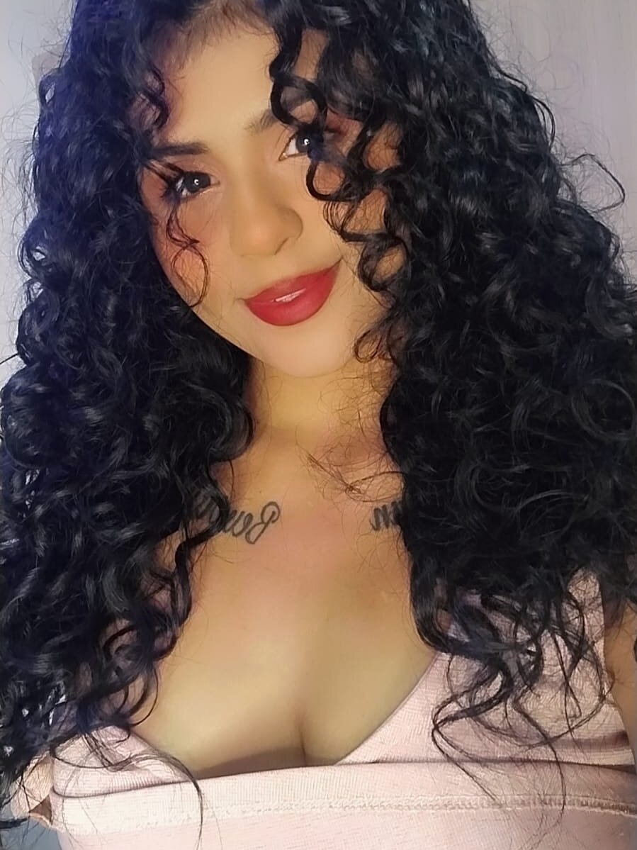 Beautiful Anabacker01 camgirl in vrcamshot.com