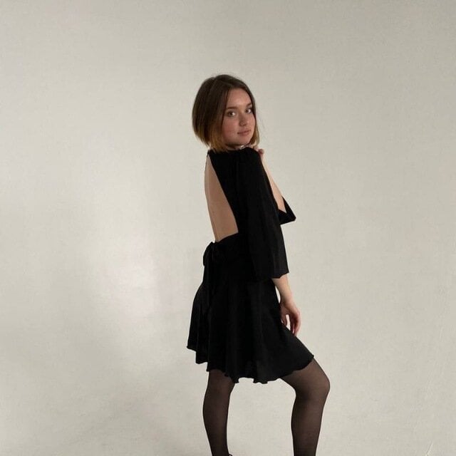 Beautiful MayBloom camgirl in vrcamshot.com