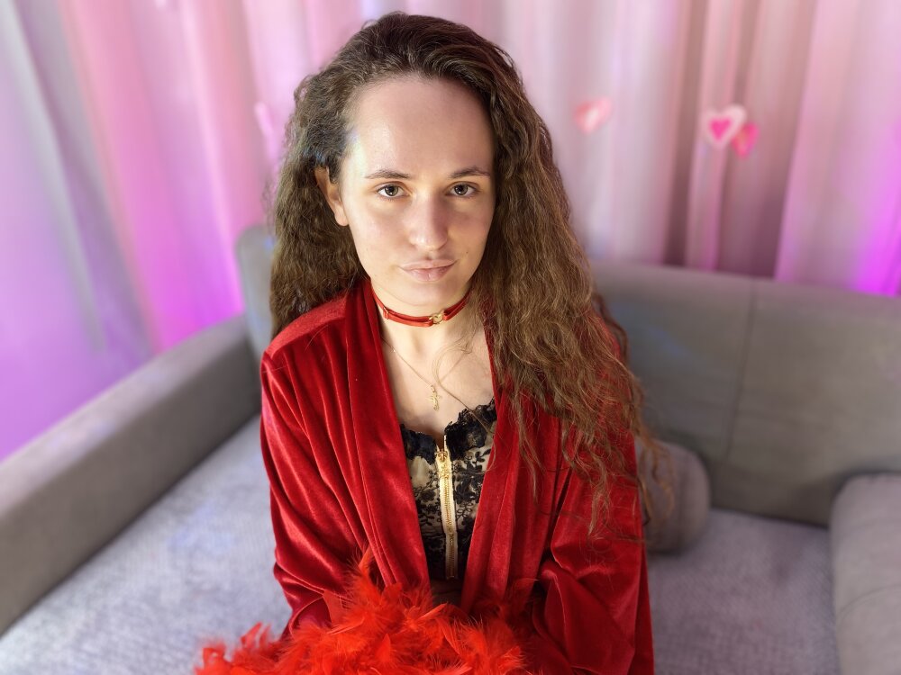 Beautiful VivianGaloren camgirl in vrcamshot.com