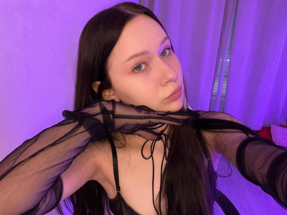 Beautiful Ameli_lisa camgirl in vrcamshot.com